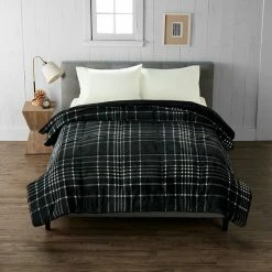 Cuddl Duds® Cozy Soft Comforter Red Ivory 25 Cuddl Duds® Cozy Soft Comforter Red Ivory -Cuddl Duds shop unnamed file 60