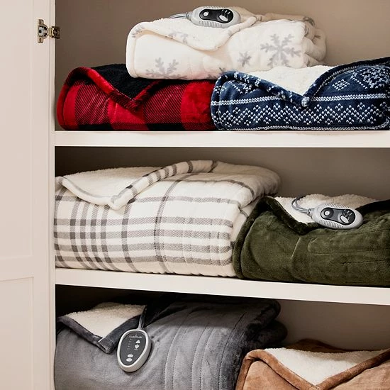 Cuddl Duds® Heated Plush Sherpa Blanket Navy 6 Cuddl Duds® Heated Plush Sherpa Blanket Navy - Image 6